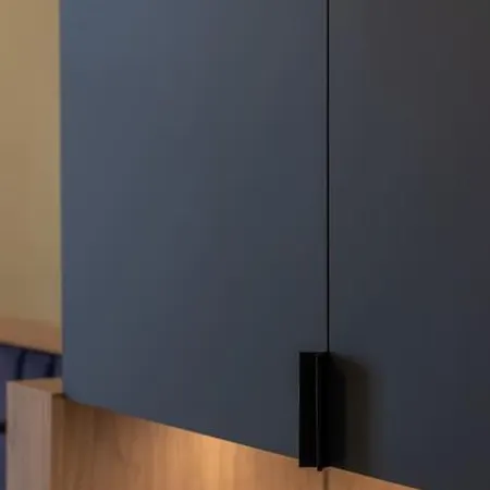 Premium Design Studio Top Location Fast Wifi Apartment *